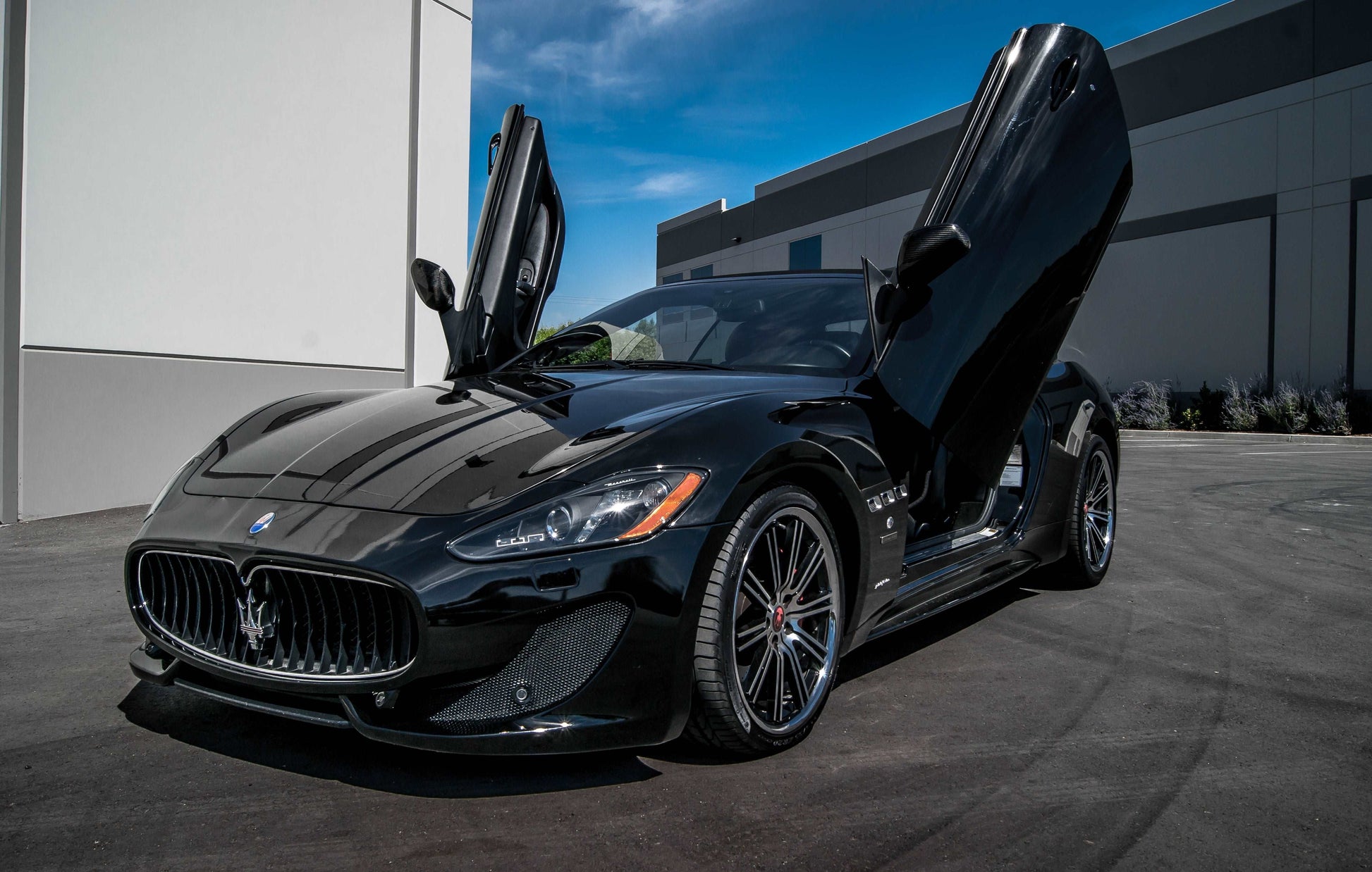 Maserati Gran Turismo Vertical Doors Inc Kit | 2007-2018
