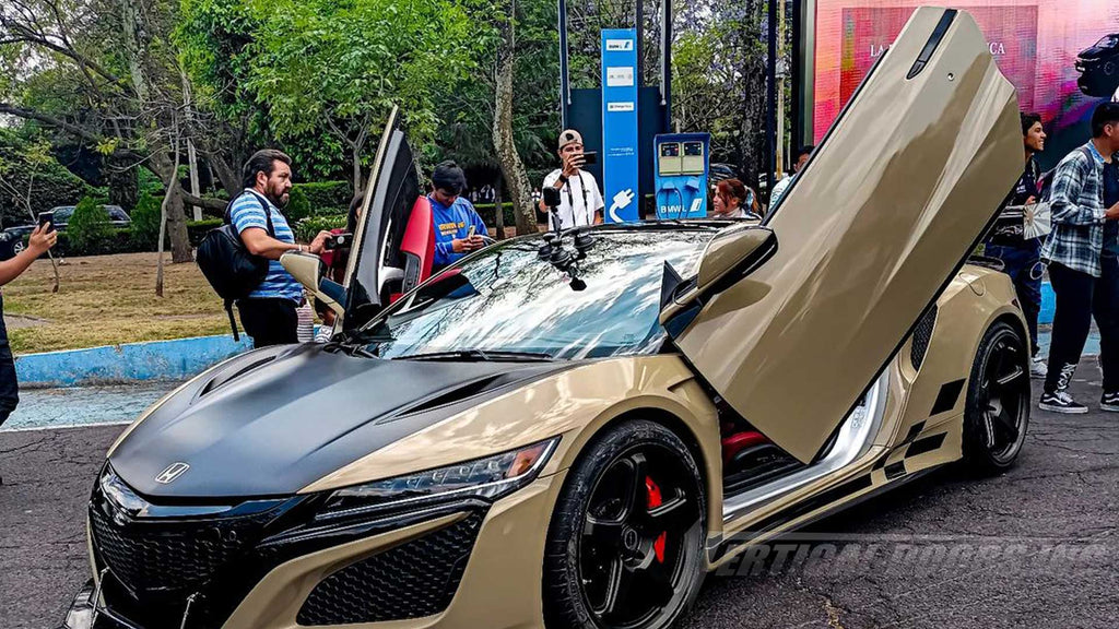 Vertical Doors Inc conversion kit for 2017–2022 Acura NSX - image 9