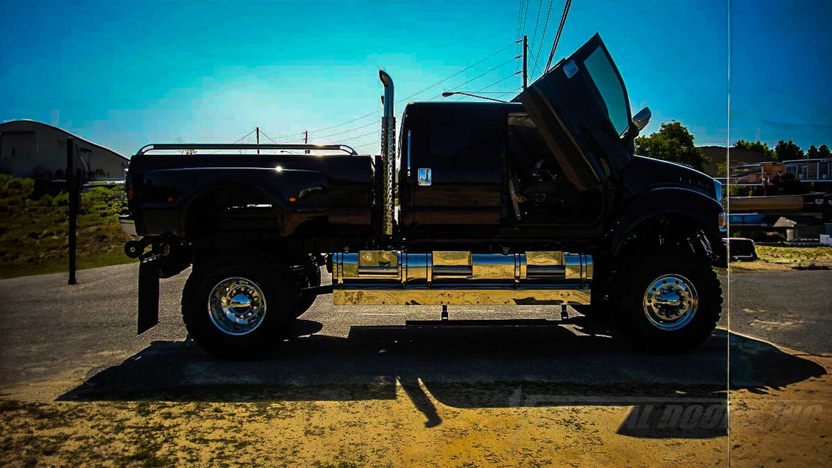 Vertical doors kit compatible Ford F-650 2006-2010