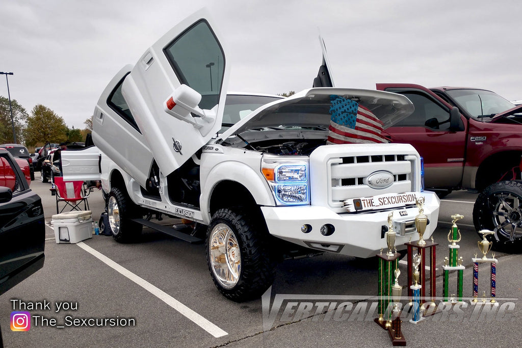 Vertical Doors Inc conversion kit for 2000–2005 Ford Excursion - image 4