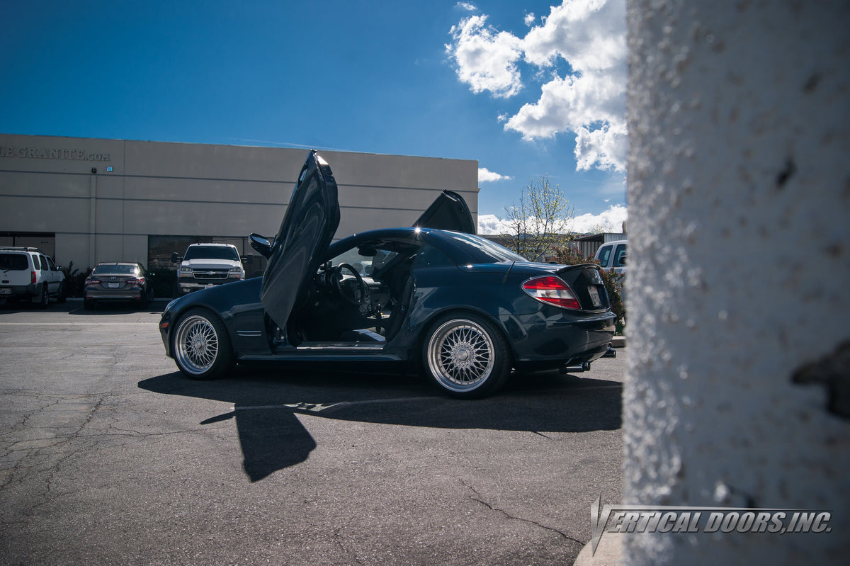 Vertical Doors Inc conversion kit for 2005–2010 Mercedes-Benz SLK - image 2