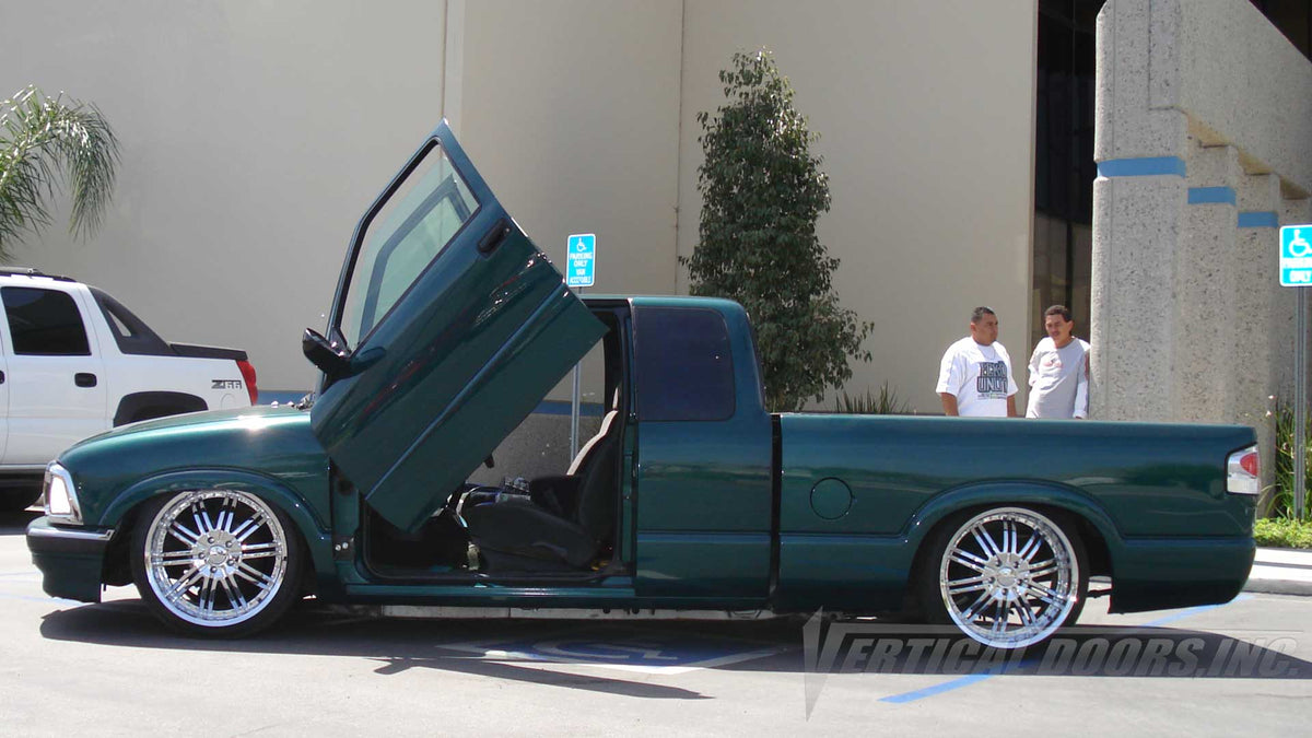 Vertical Doors Inc conversion kit for 1994–2004 Chevrolet S10 - image 3