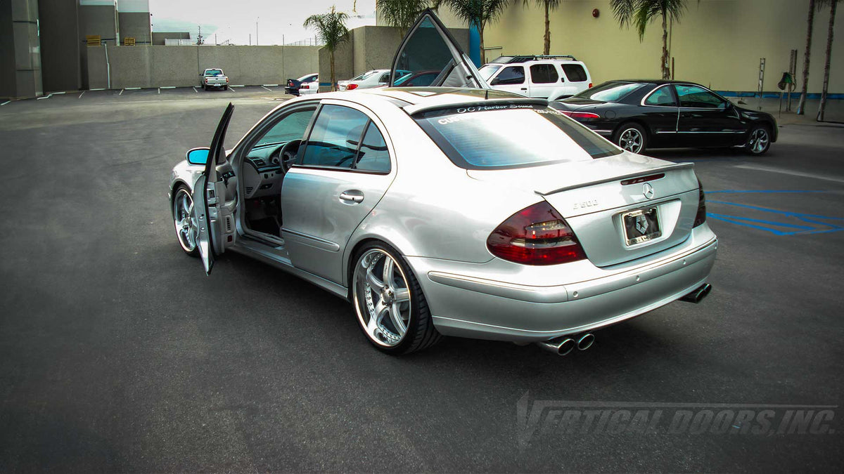 Vertical Doors Inc conversion kit for 2003–2009 Mercedes-Benz E-Class - image 2
