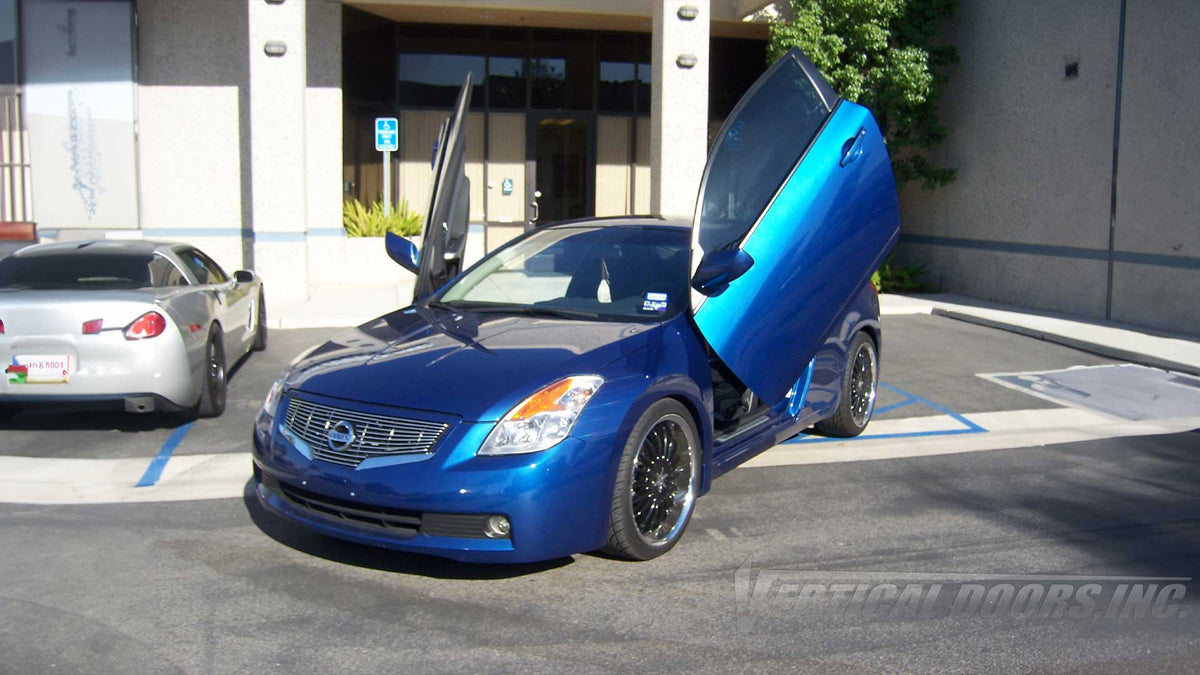 Vertical Doors Inc conversion kit for 2008–2013 Nissan Altima Coupe - image 3