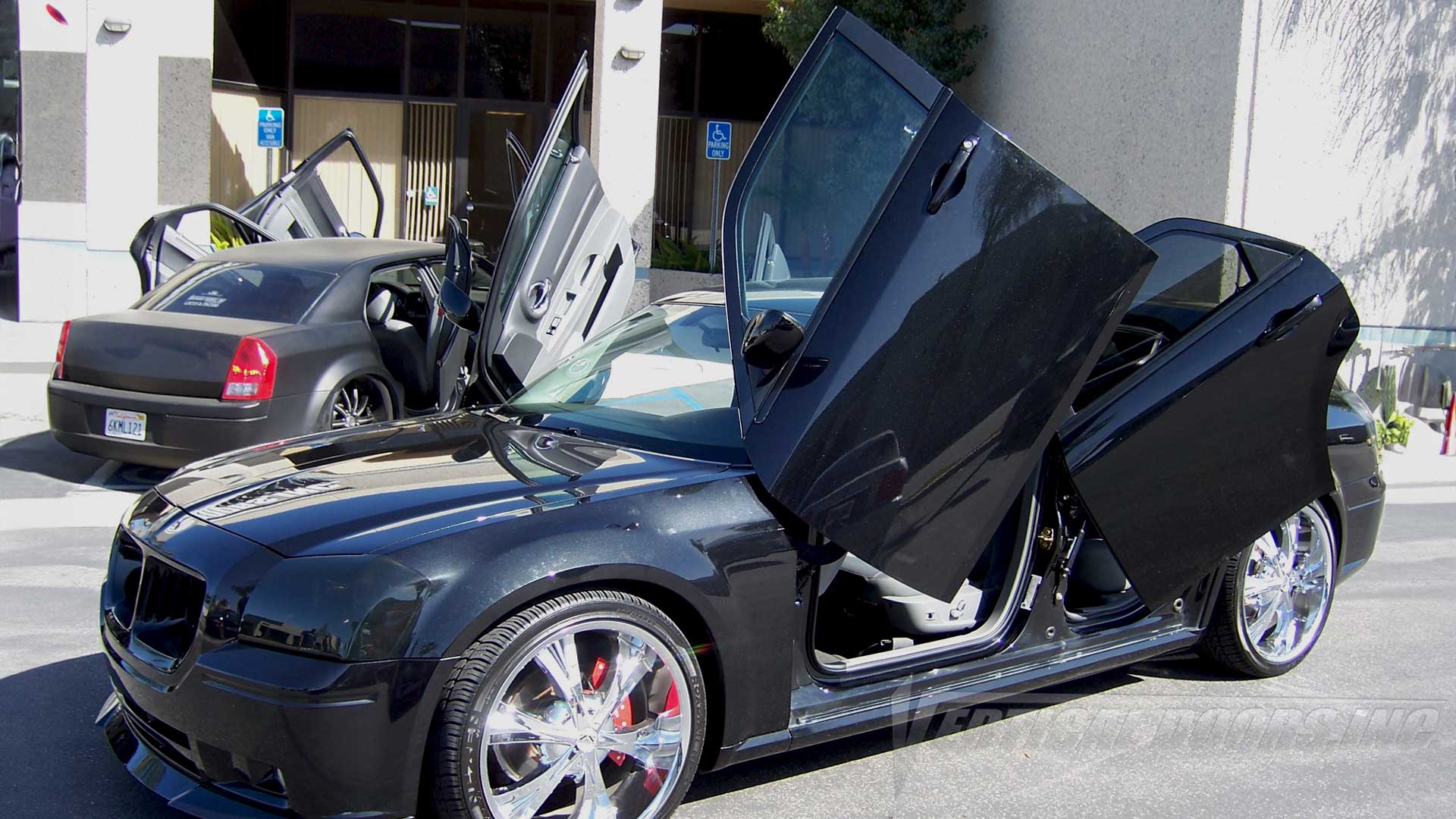 Rear Vertical doors kit compatible Dodge Magnum 2004-2008