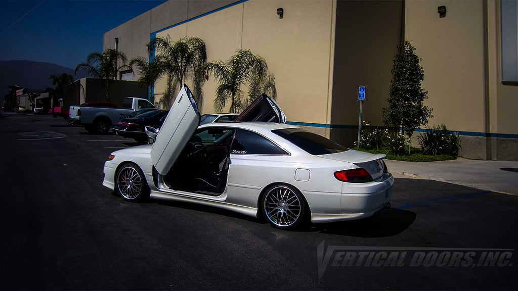 Vertical Doors Inc conversion kit for 1999–2003 Toyota Solara - image 3